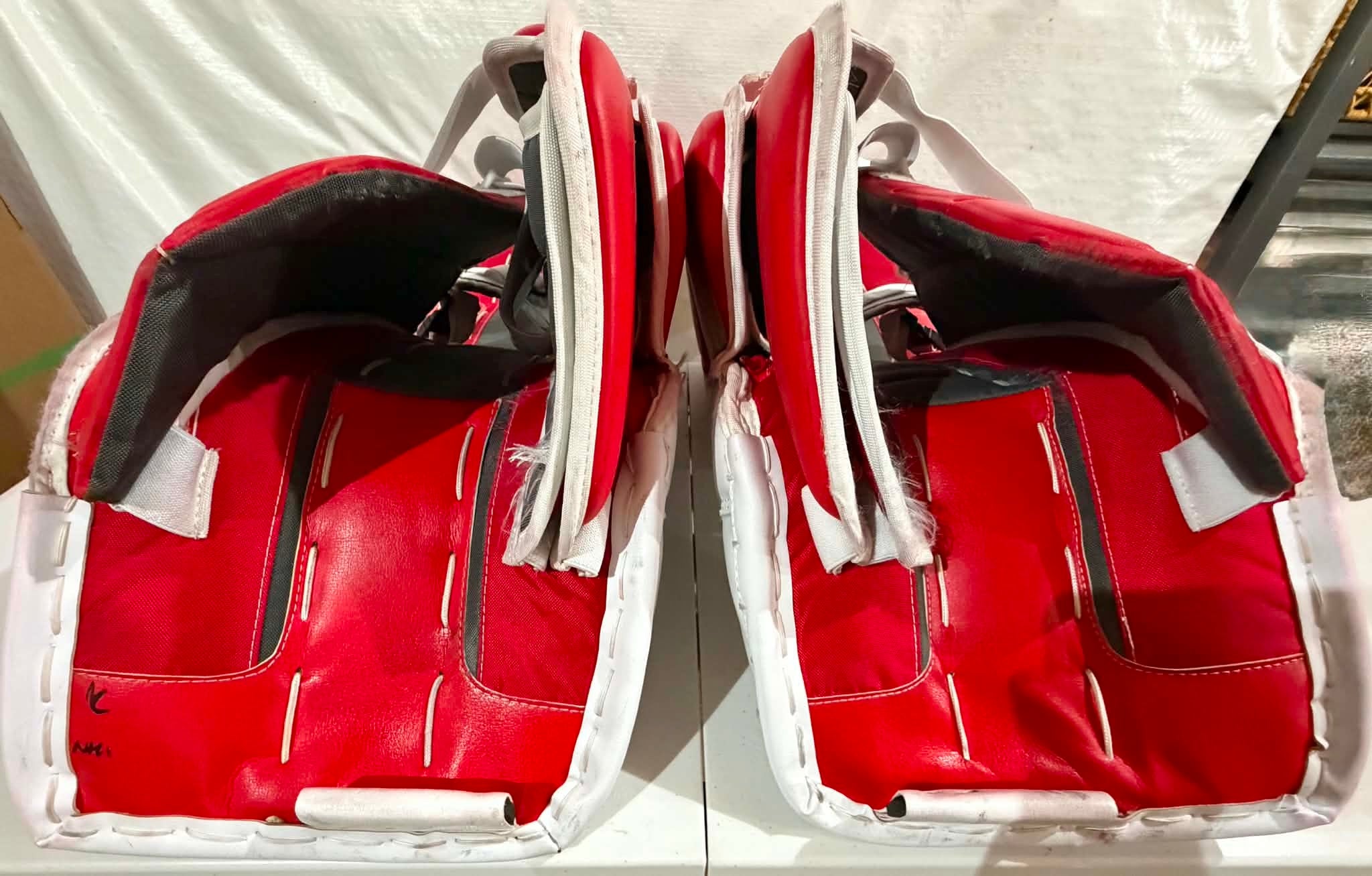 Bauer Vapor flylite 34+1 pro stock goalie full set