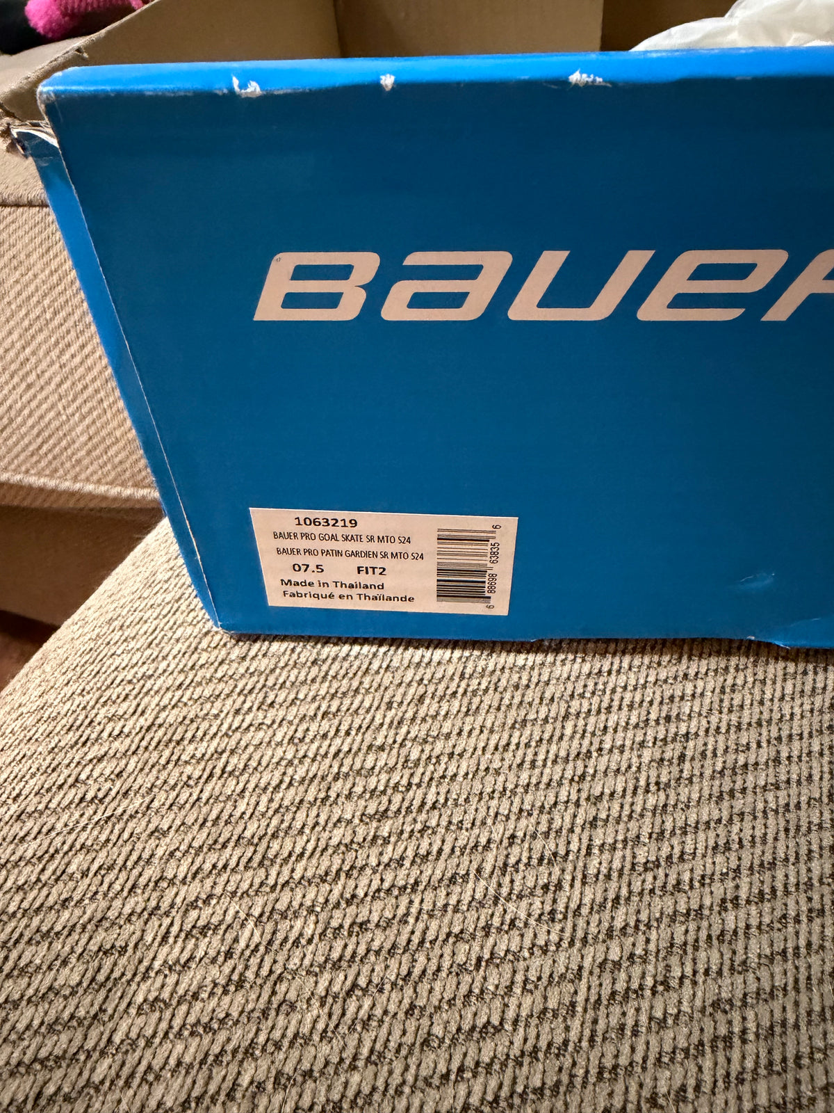 NEW Bauer Pro size 7.5 Hockey Goalie Skates