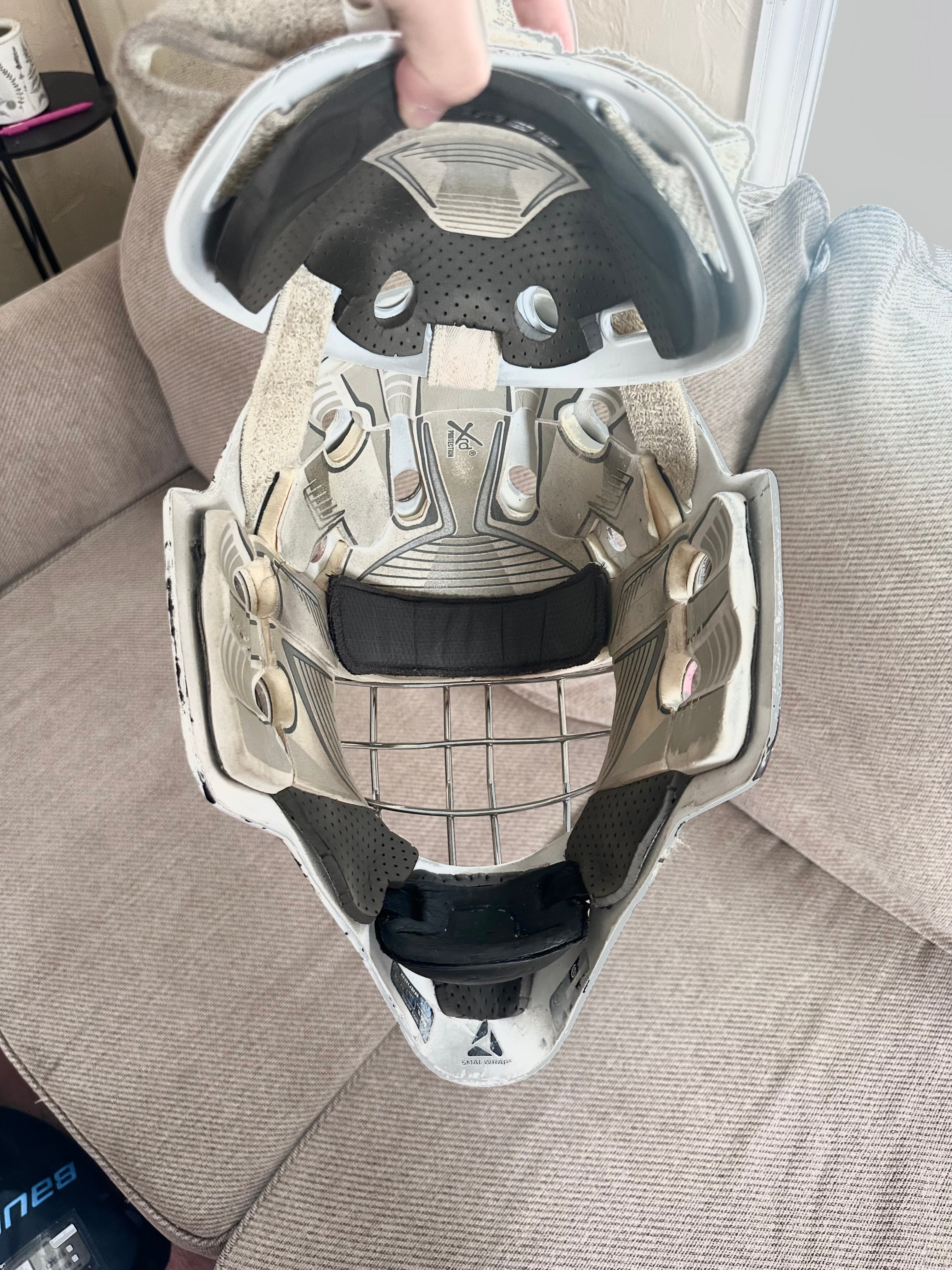 Bauer profile 960 custom painted goalie mask