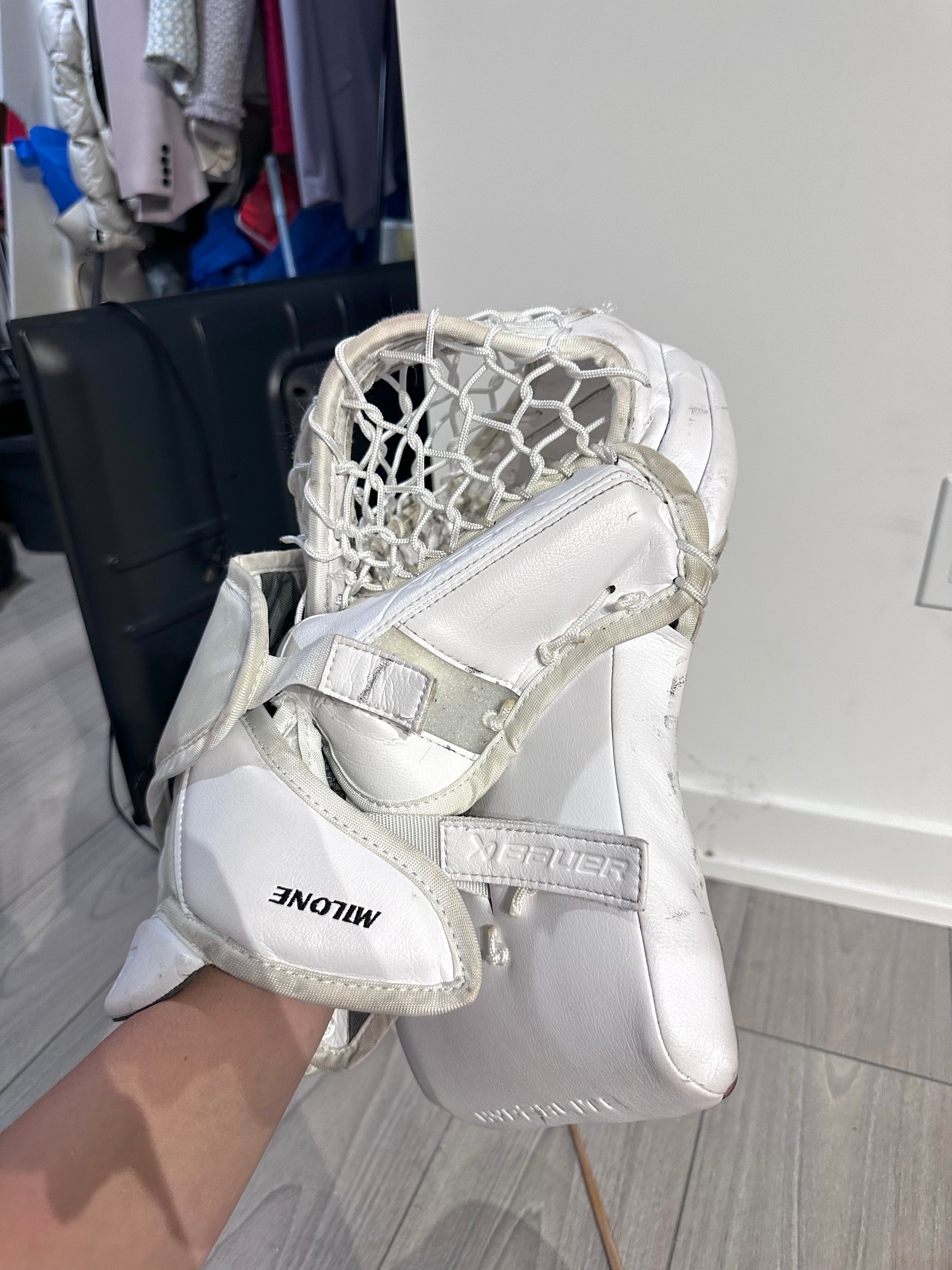 Bauer Hyperlite 2 / Mach White Pro Stock Goalie Full Set