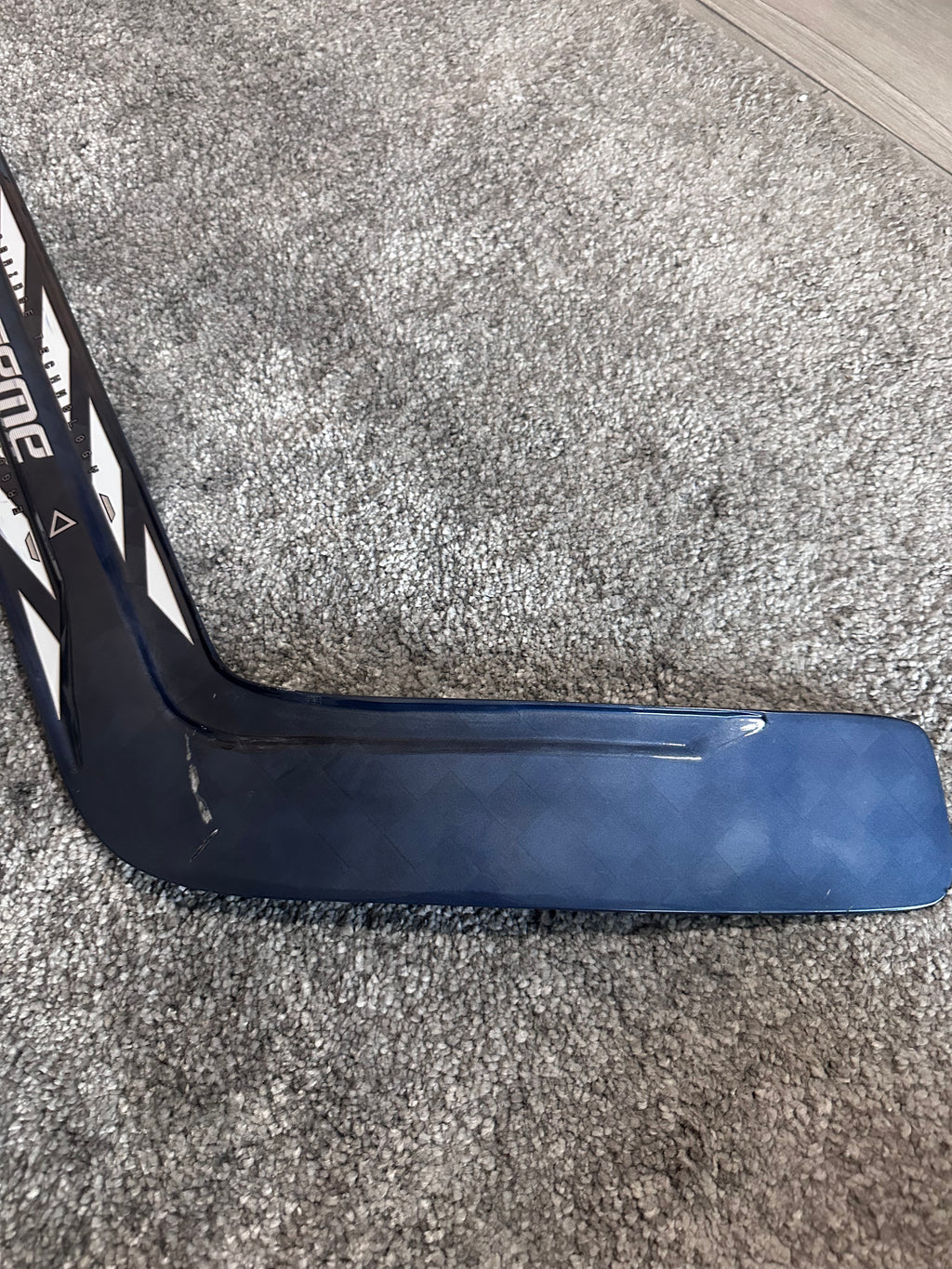 NCAA Bauer Shadow Full Right 24" Navy Pro Stock Goalie Stick #5