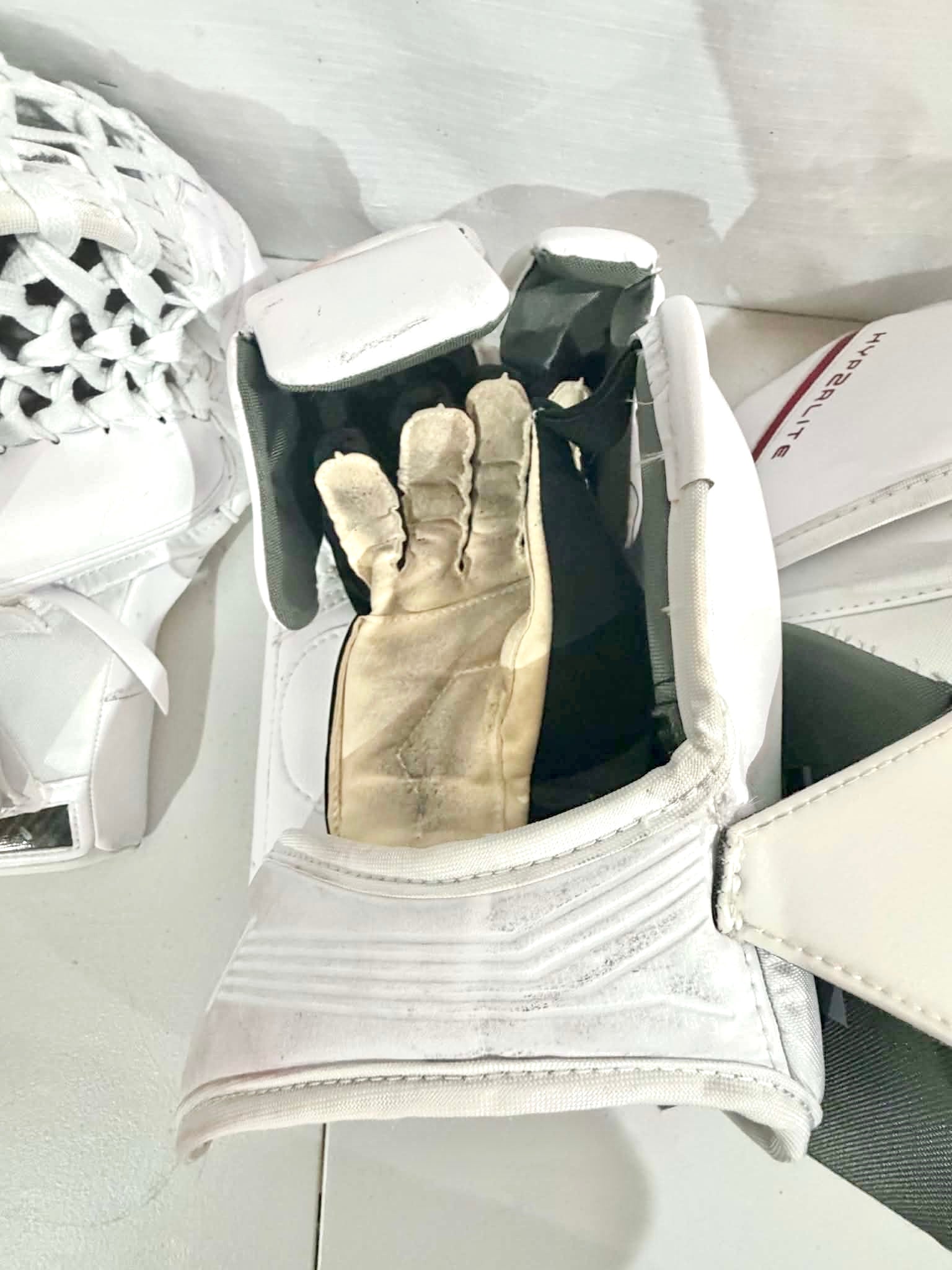 NCAA bauer mach pro stock goalie glove full set