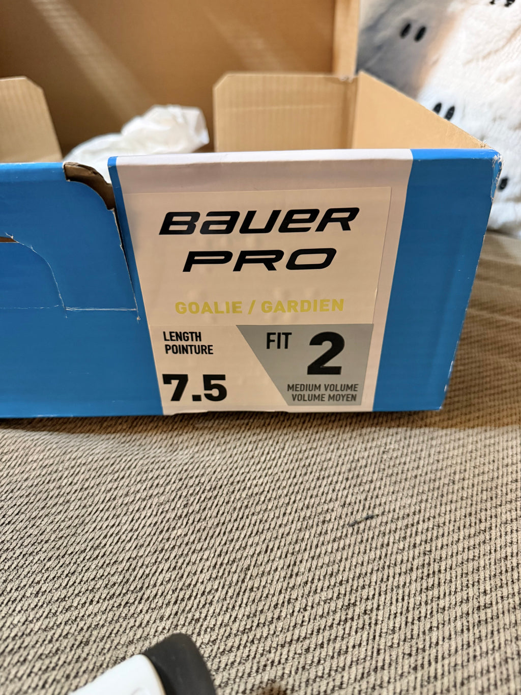NEW Bauer Pro size 7.5 Hockey Goalie Skates