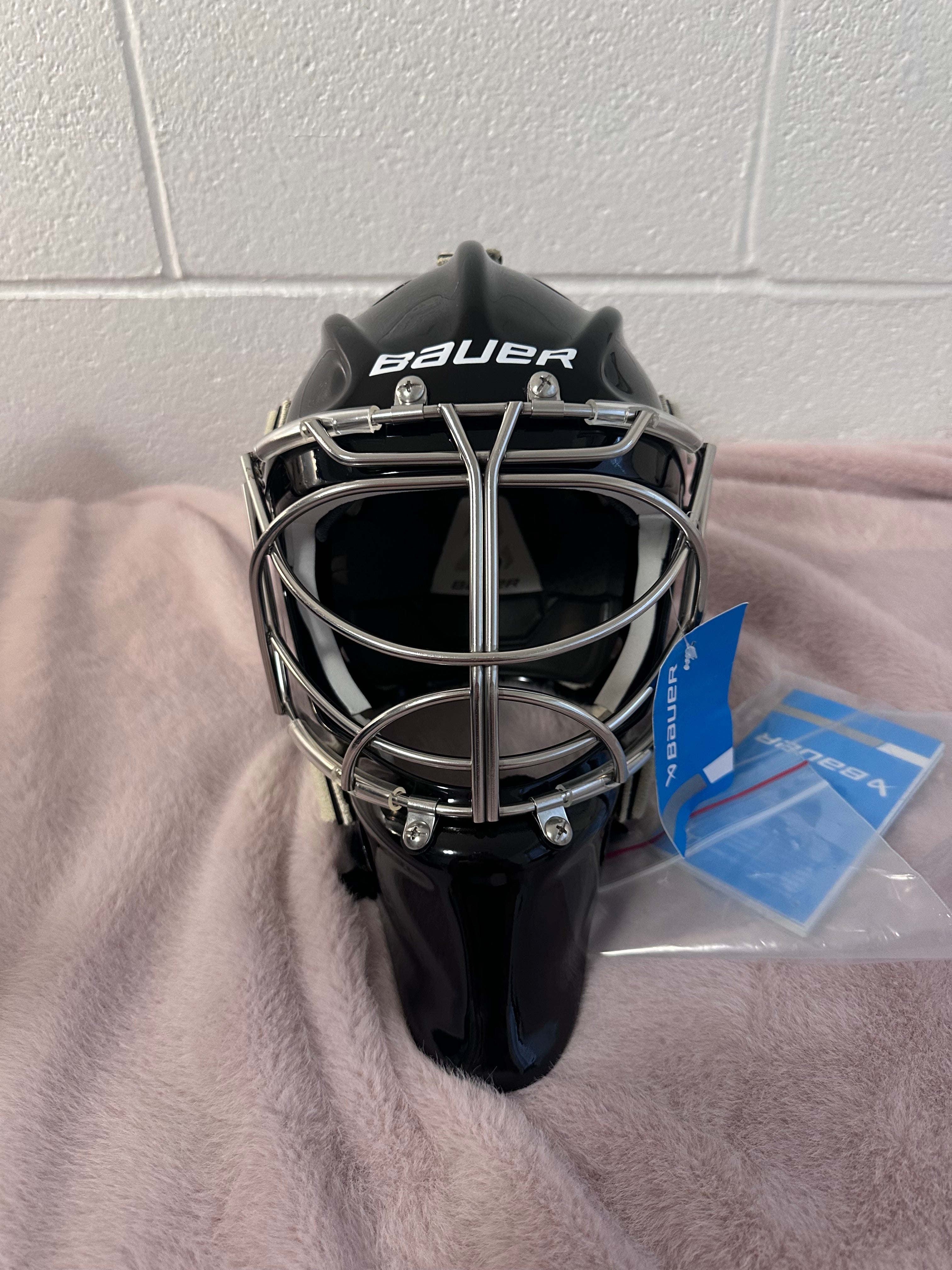 New Bauer profile S24 960 pro goalie mask